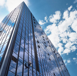 外墻高空清洗是有一定的要求的!