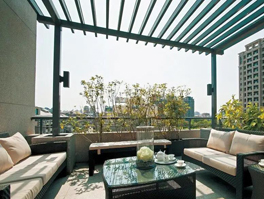 陽(yáng)臺(tái)漏水的原因有哪些？家里陽(yáng)臺(tái)下雨漏水該怎么辦？