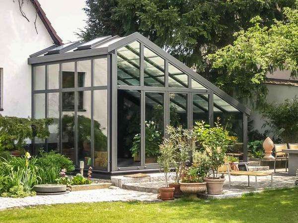 地下車庫頂板裂縫滲水,該如何進行防水維修?