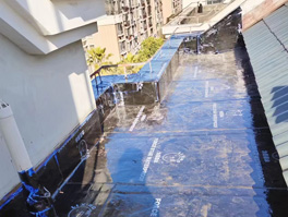 平屋頂做了SBS卷材防水,還是漏水嚴(yán)重,是什么原因?怎么修?